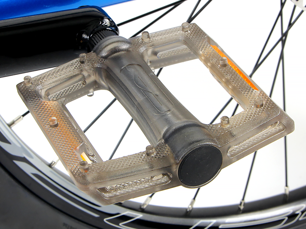 Sweet Pedals on Aluminum Dirt Jumping Gravity Cojones GRANDE DJ 26er Bikes